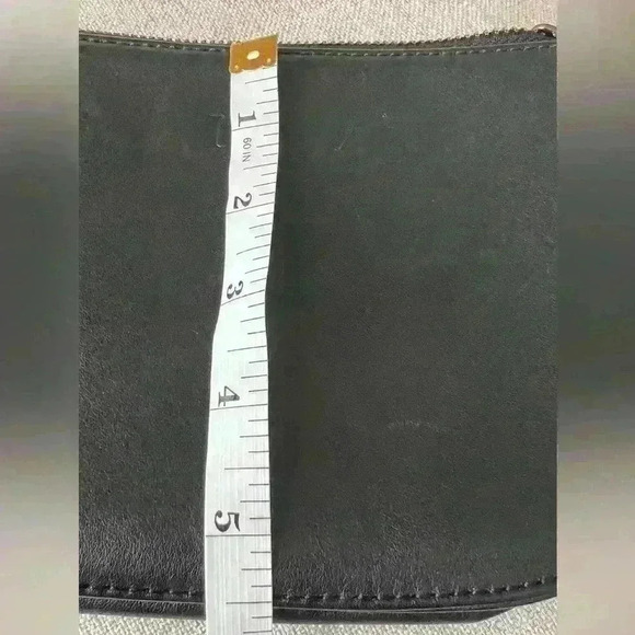 Lo & Sons multi way black leather bag. - Picture 13 of 15